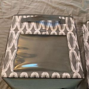 4–Thirty-one storage cubes